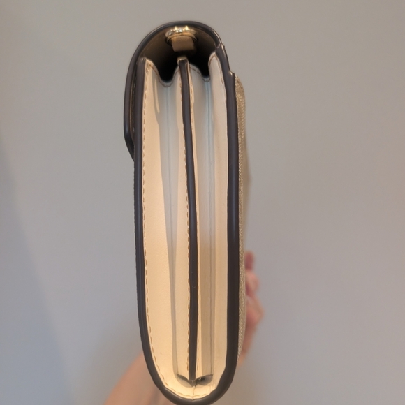 Brand New Coach Beige Floral Women's Bag - Picture 6 of 13